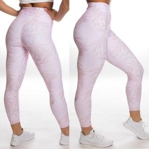 Ptula The Desa’ree II Swift Leggings
